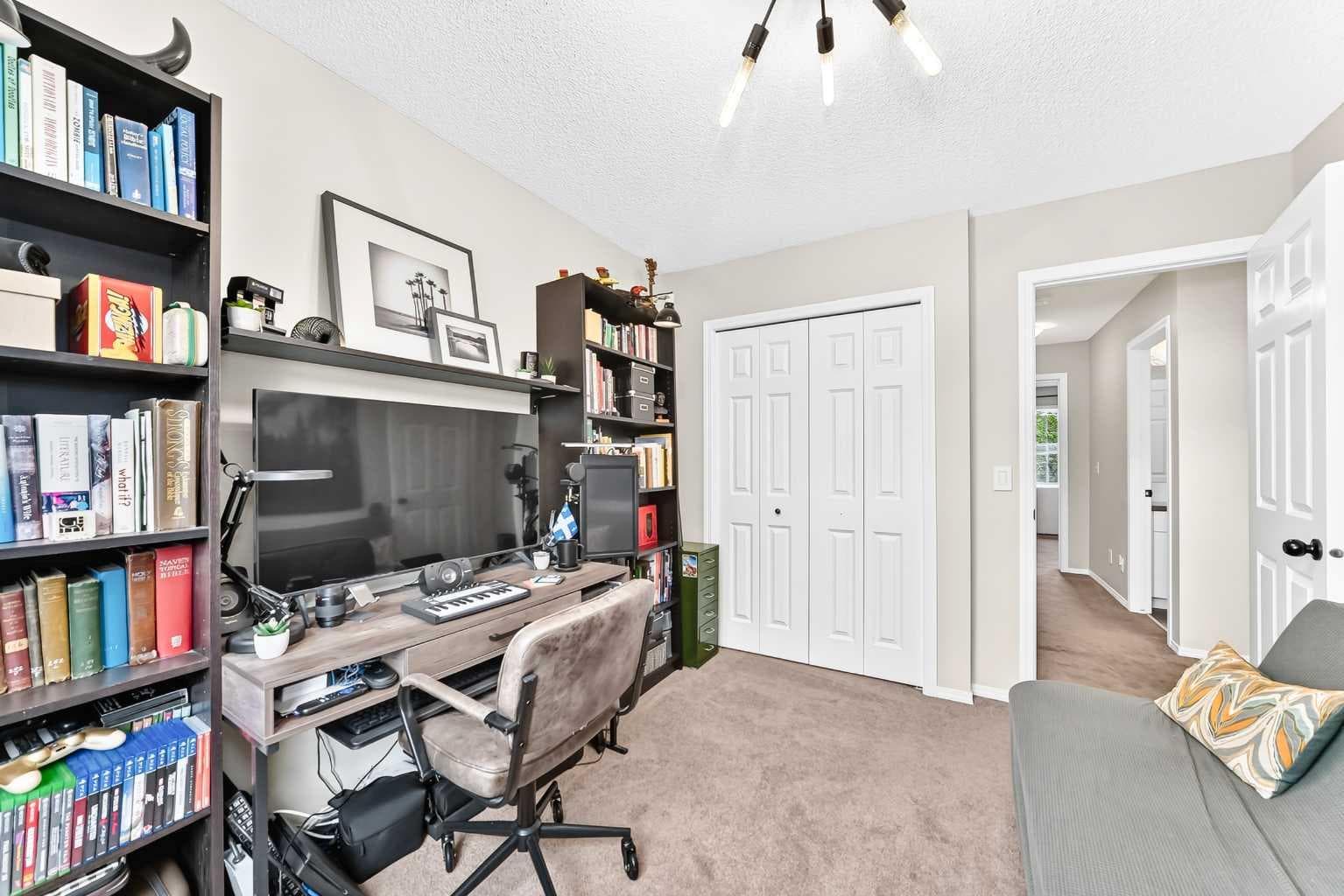 315 Chaparral Valley Drive SE