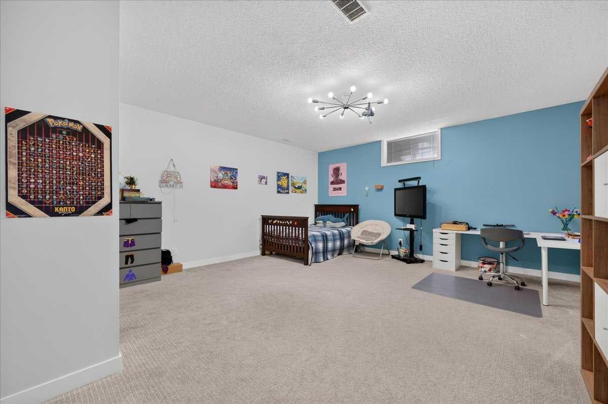 876 Shawnee Drive SW