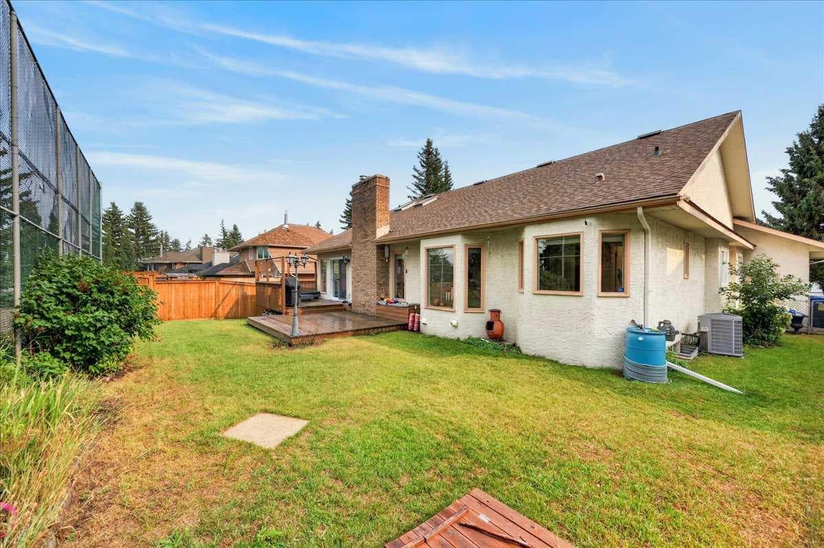 876 Shawnee Drive SW