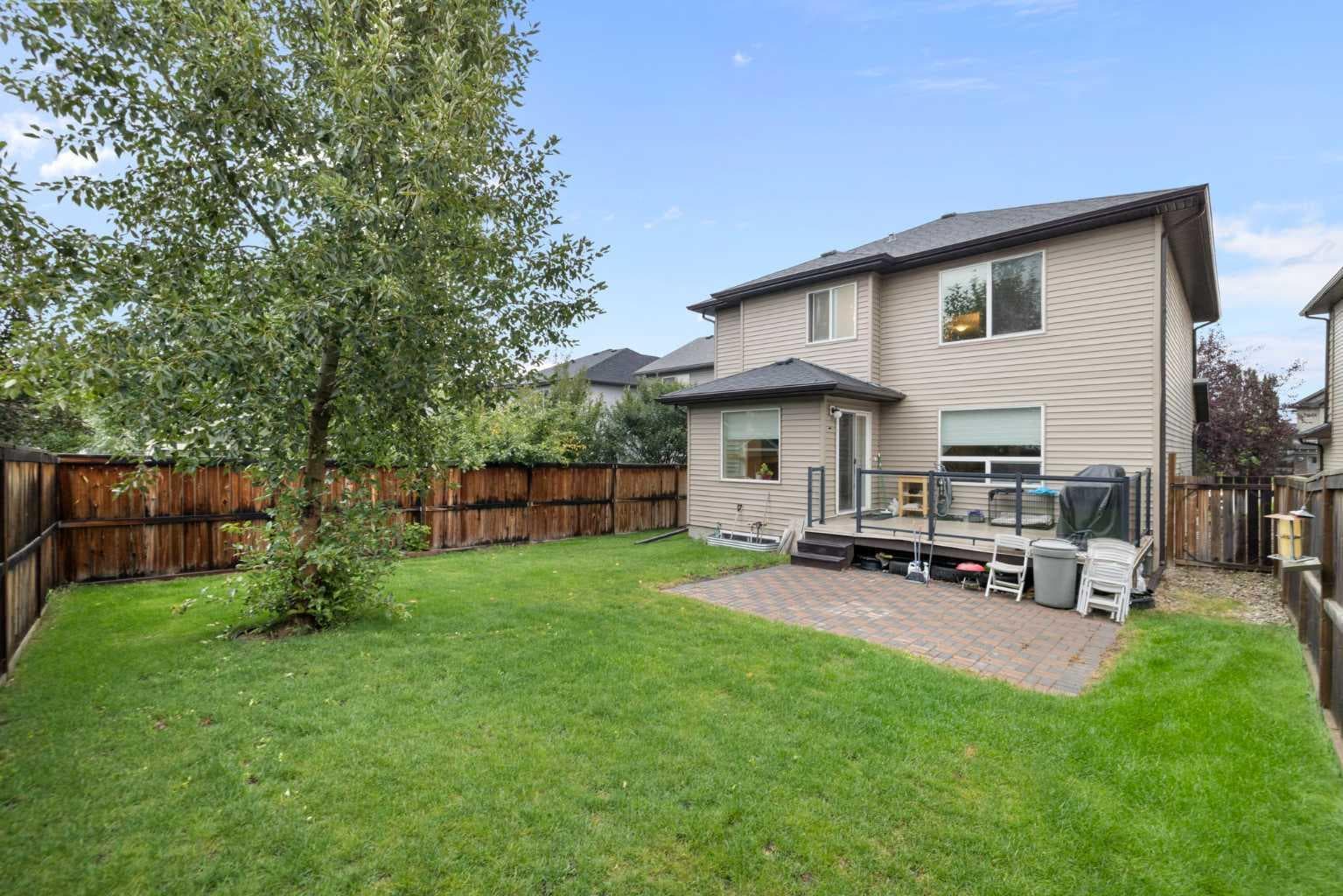 19 Silverado Skies Bay SW