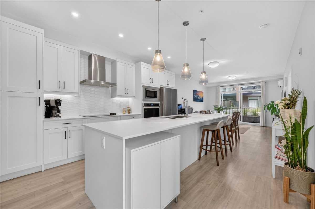4101, 200 Seton Circle SE