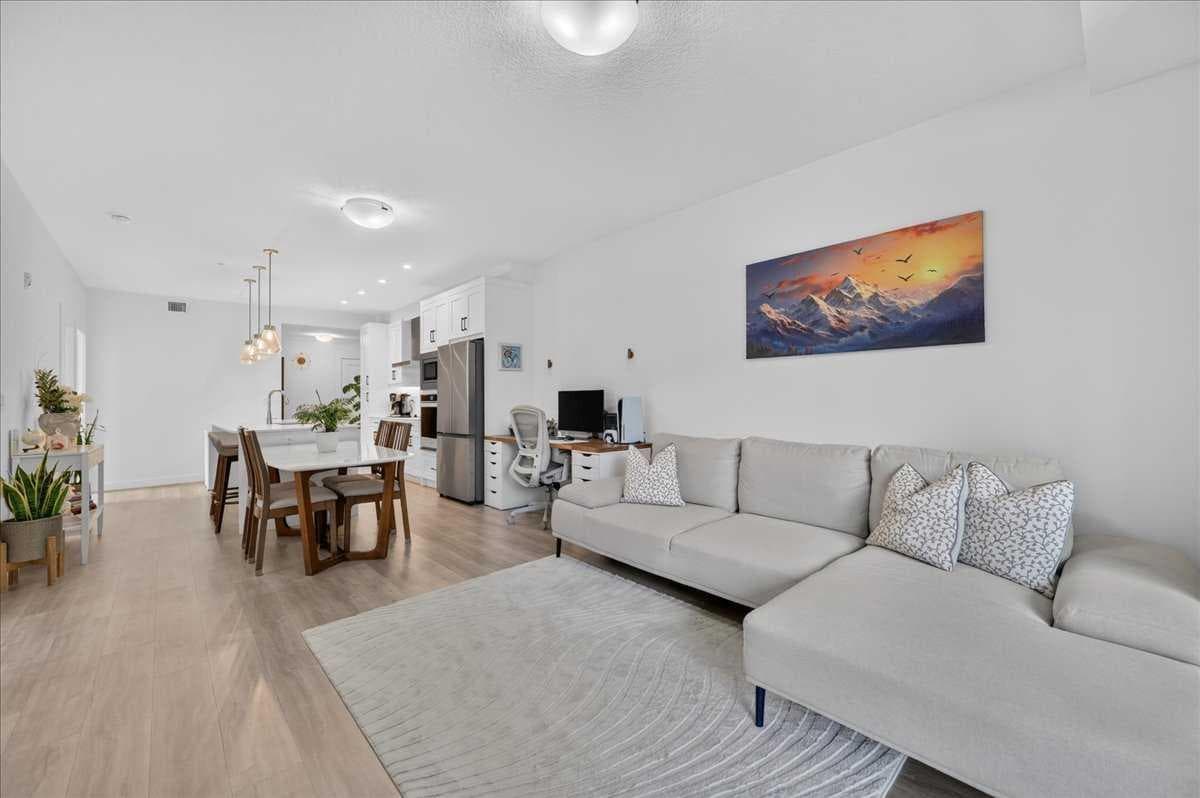 4101, 200 Seton Circle SE