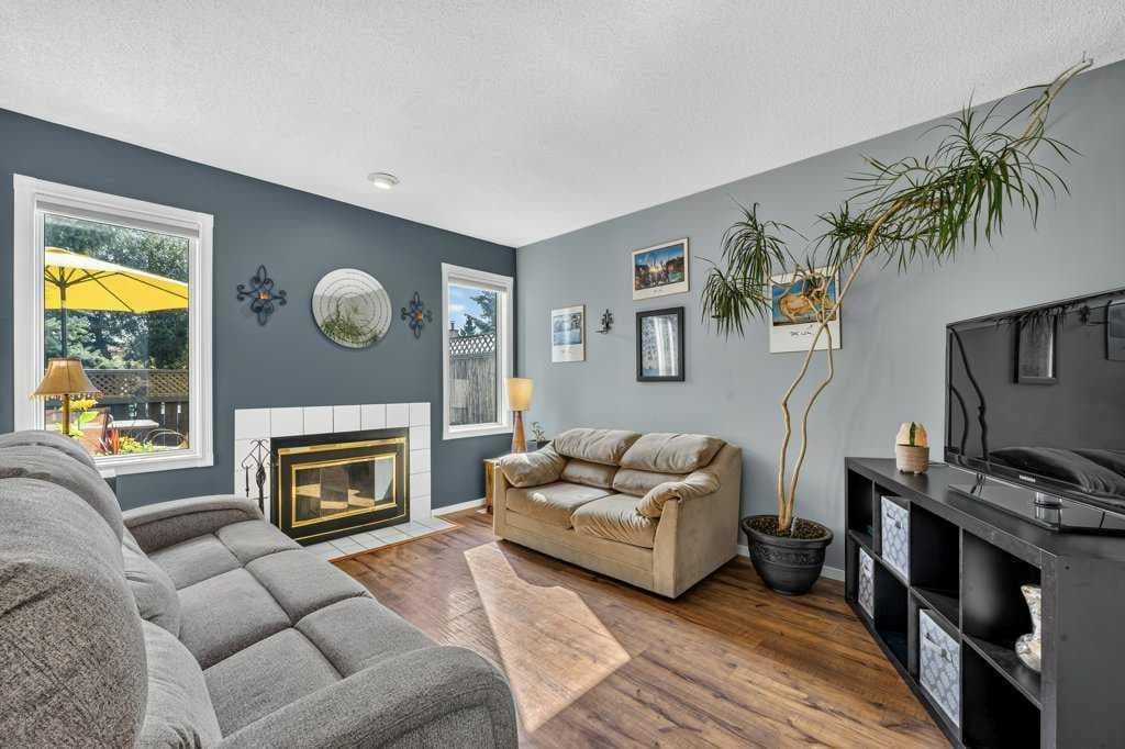 83 Millrise Crescent SW