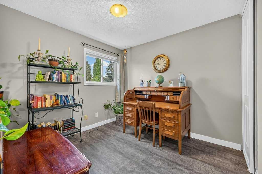 83 Millrise Crescent SW