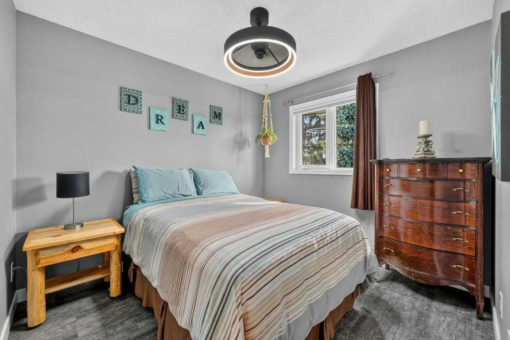 83 Millrise Crescent SW