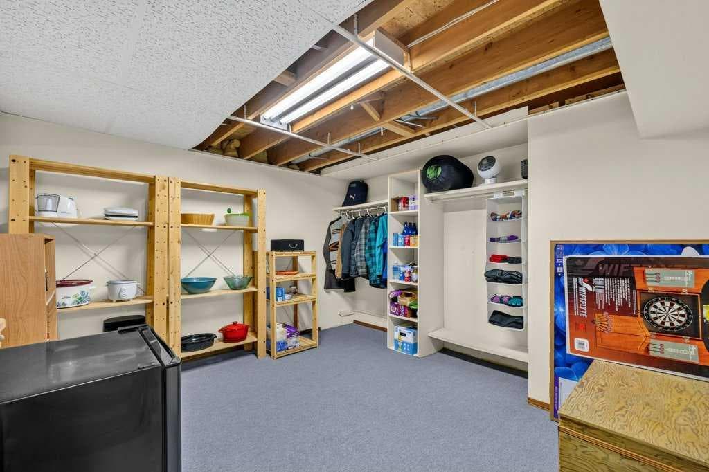83 Millrise Crescent SW