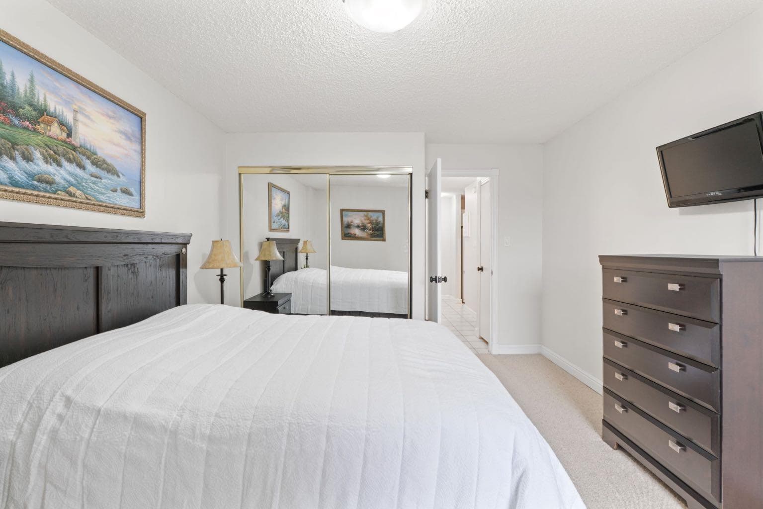 2305, 202 Braeglen Close SW