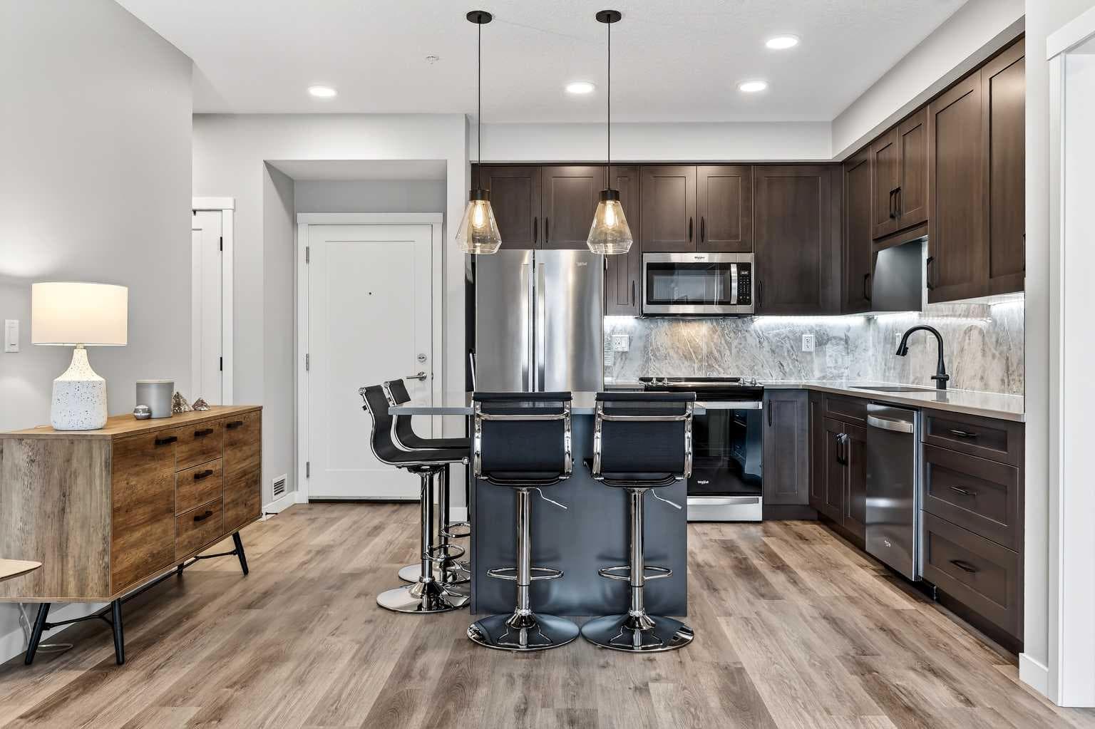 401, 150 Shawnee Square SW