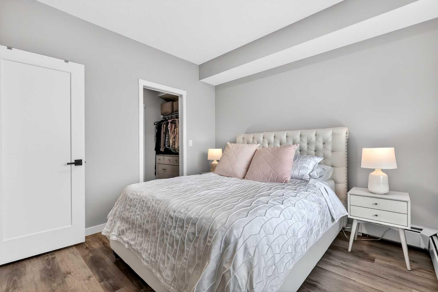 401, 150 Shawnee Square SW