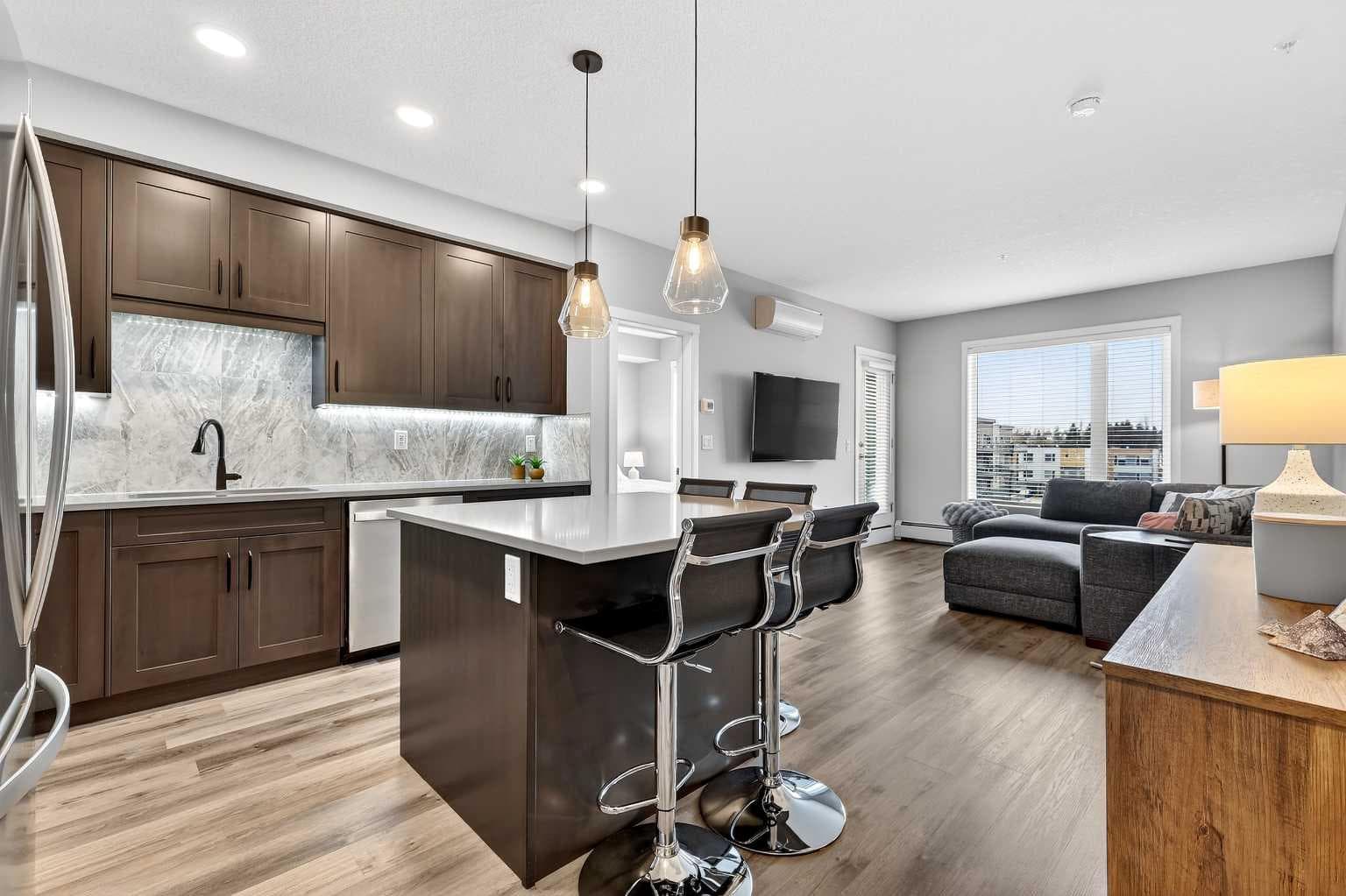 401, 150 Shawnee Square SW