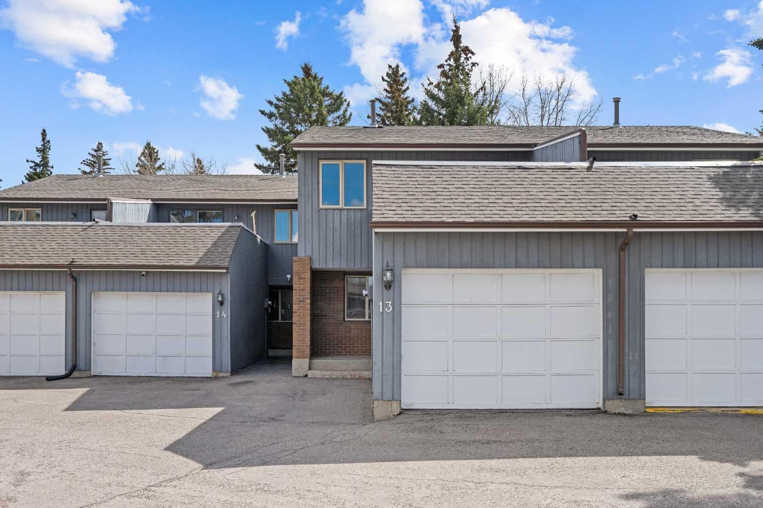 13, 803 Varsity Estates Drive NW