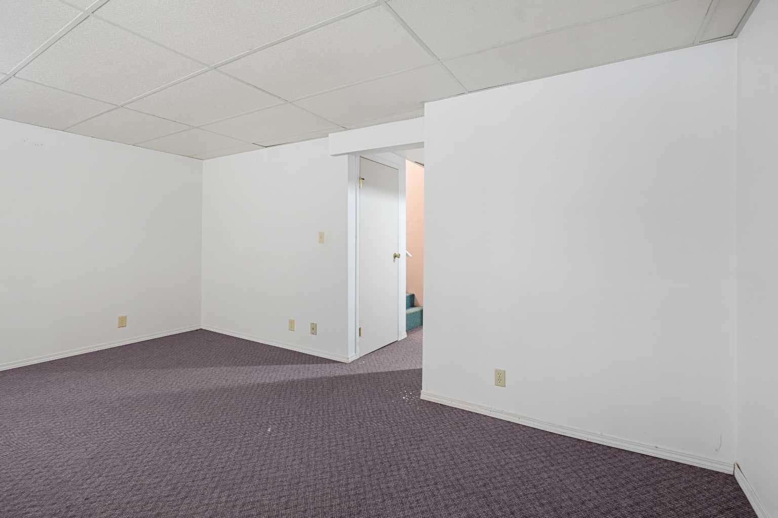 13, 803 Varsity Estates Drive NW