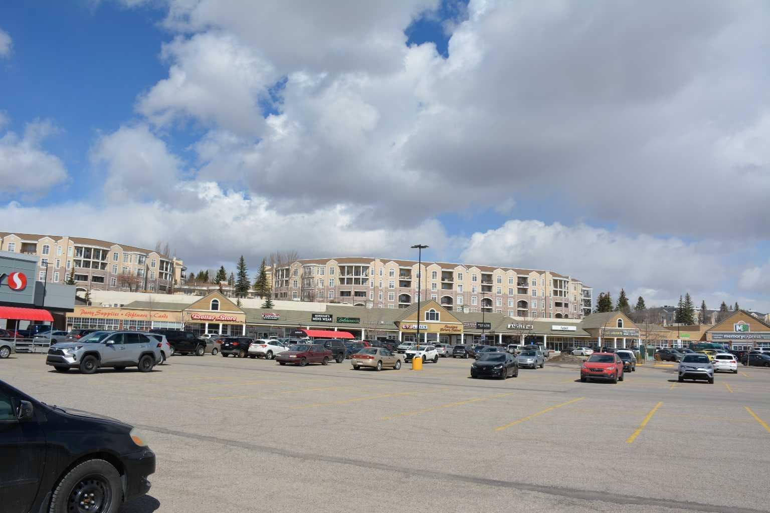 13, 803 Varsity Estates Drive NW