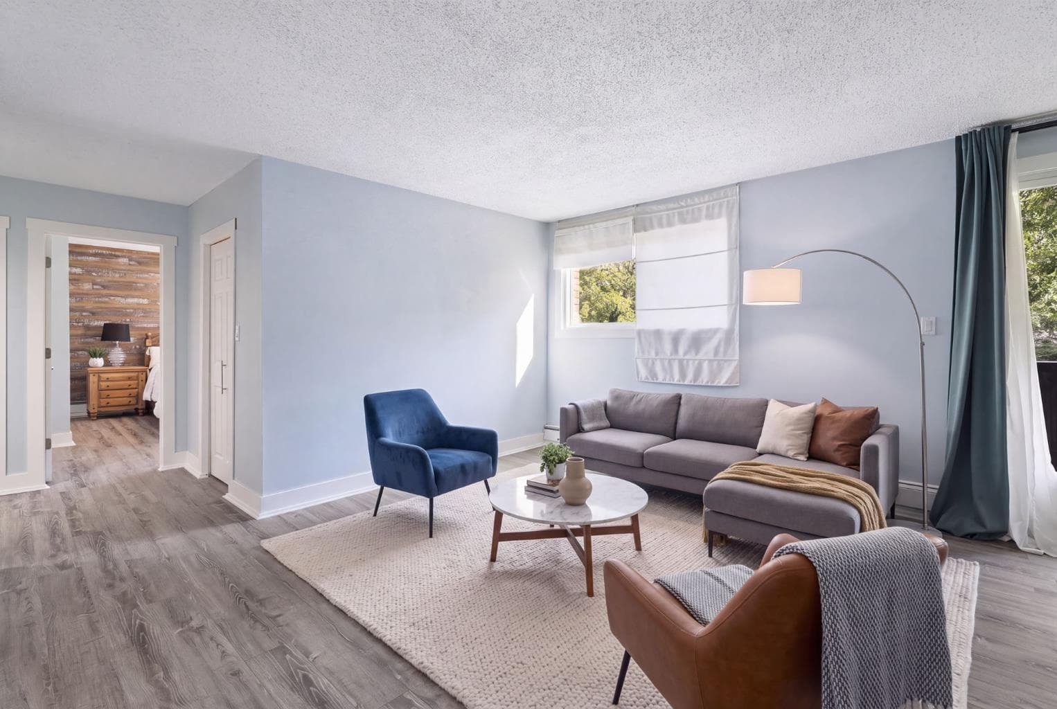 4, 930 Royal Avenue SW