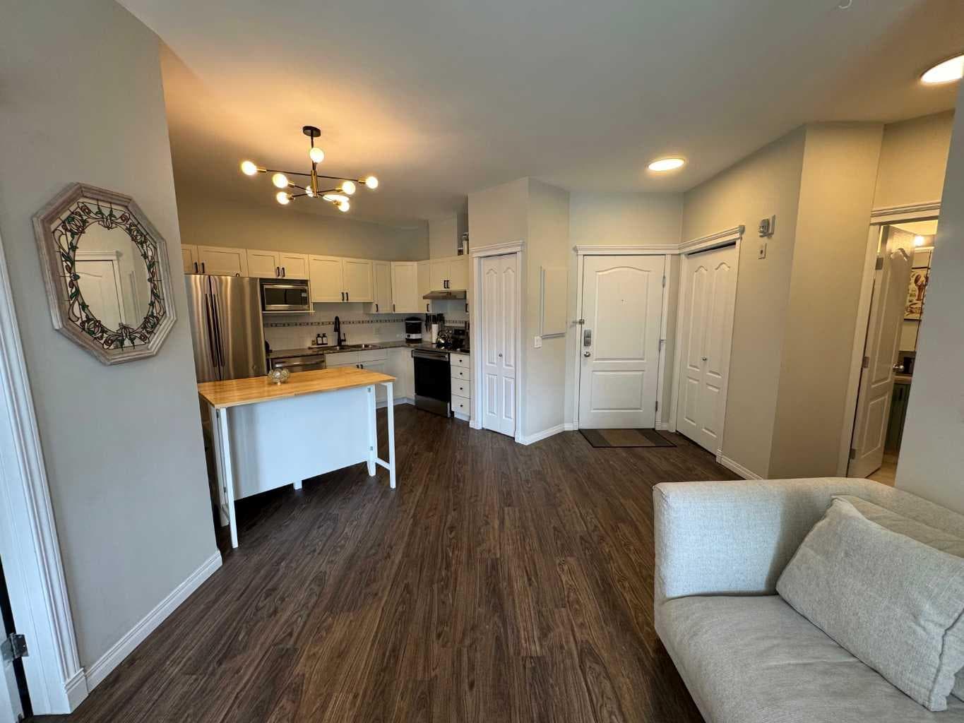 371, 333 Riverfront Avenue SE