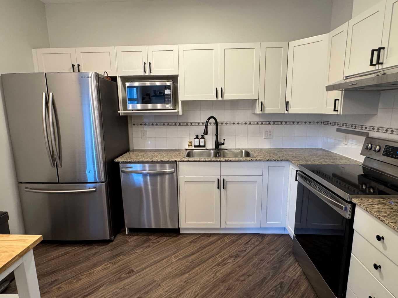 371, 333 Riverfront Avenue SE