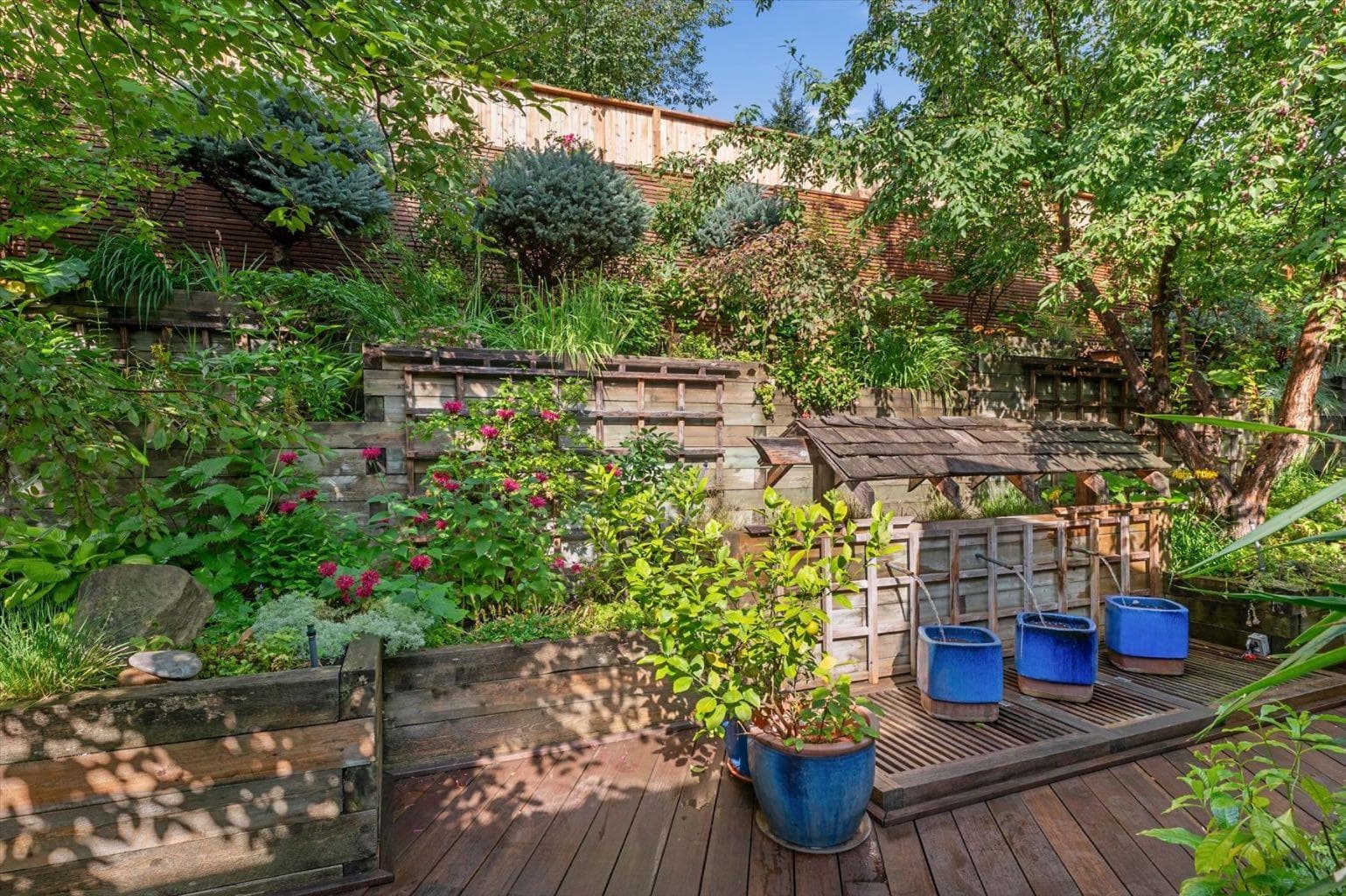 2320 Juniper Road NW