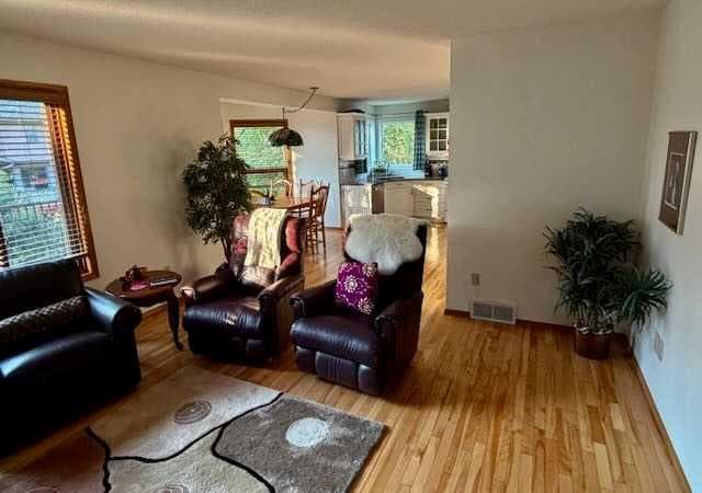 151 Riverside Mews SE