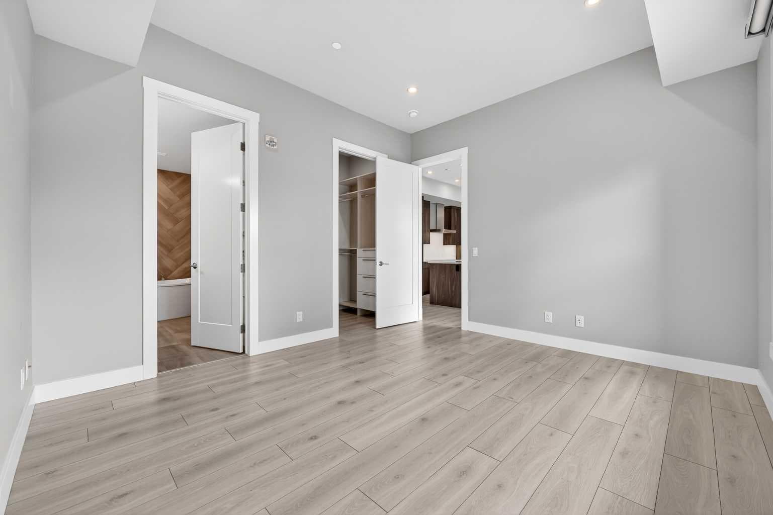 302, 275 Lebel Crescent NW
