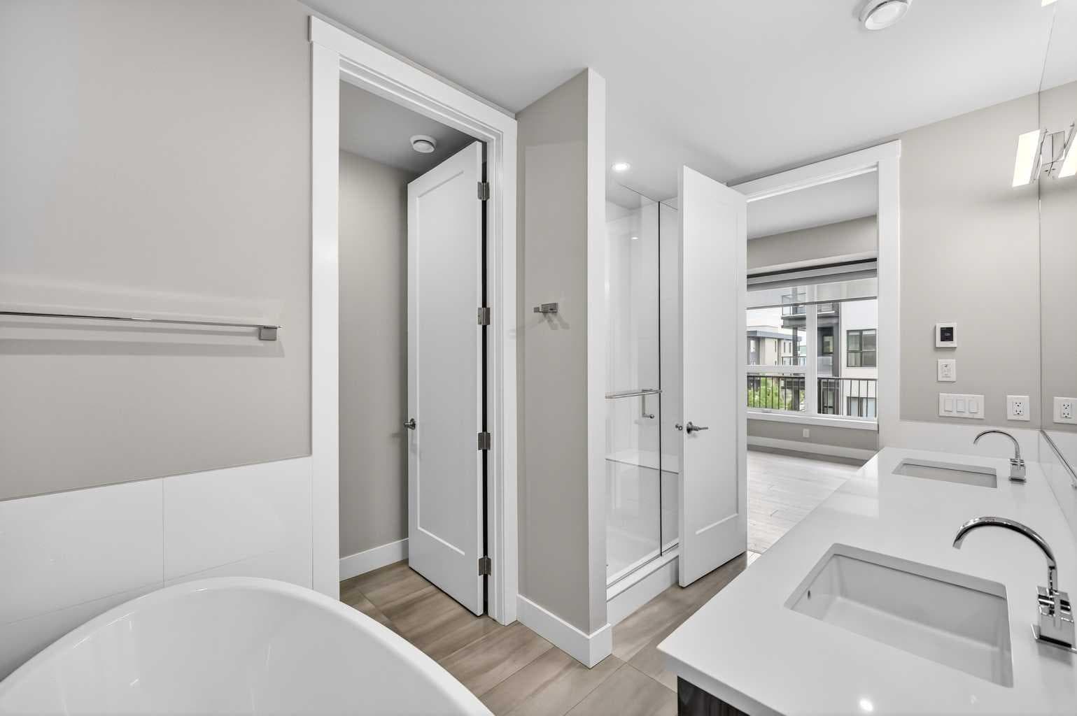302, 275 Lebel Crescent NW