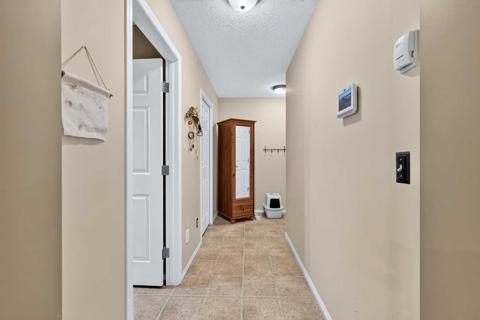 14 Evergreen Common SW