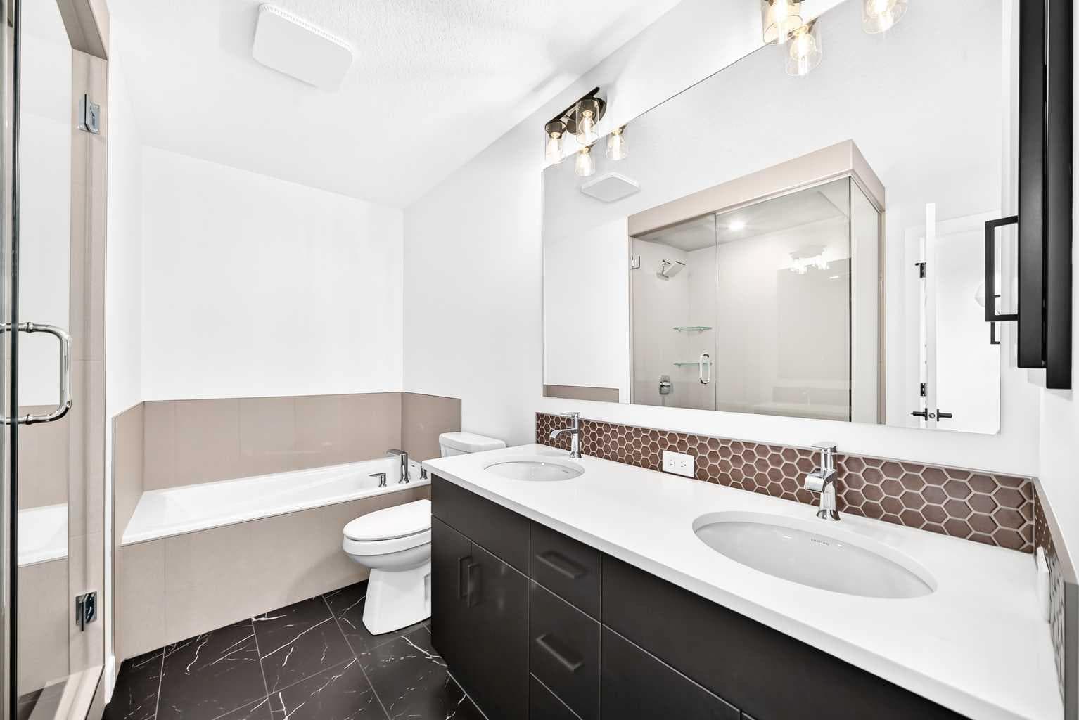 583 Buffaloberry Manor SE