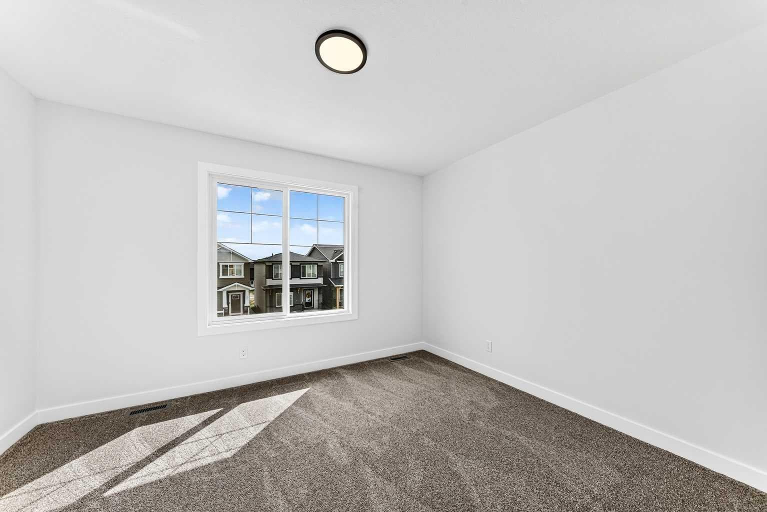 583 Buffaloberry Manor SE