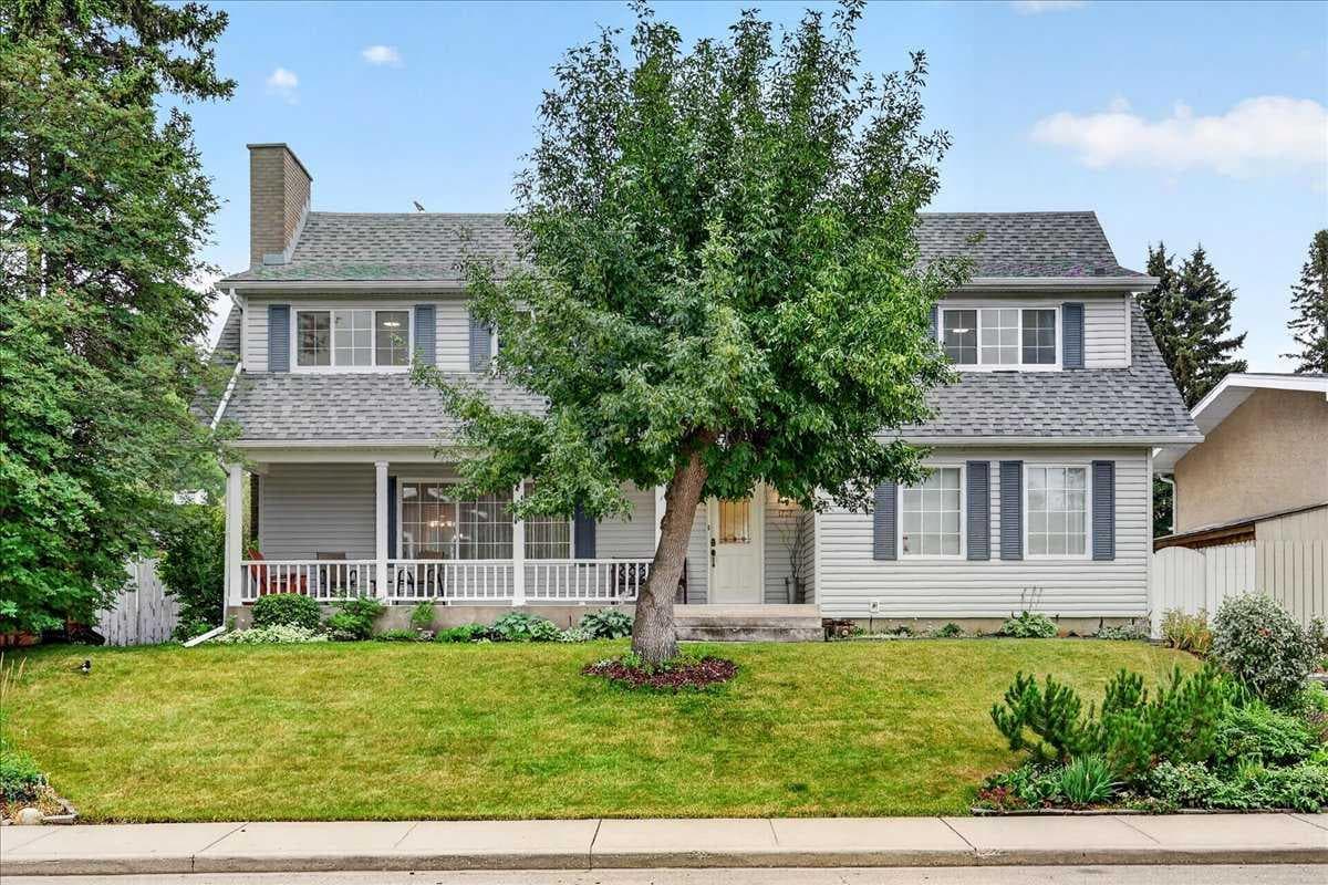 1707 107 Avenue SW