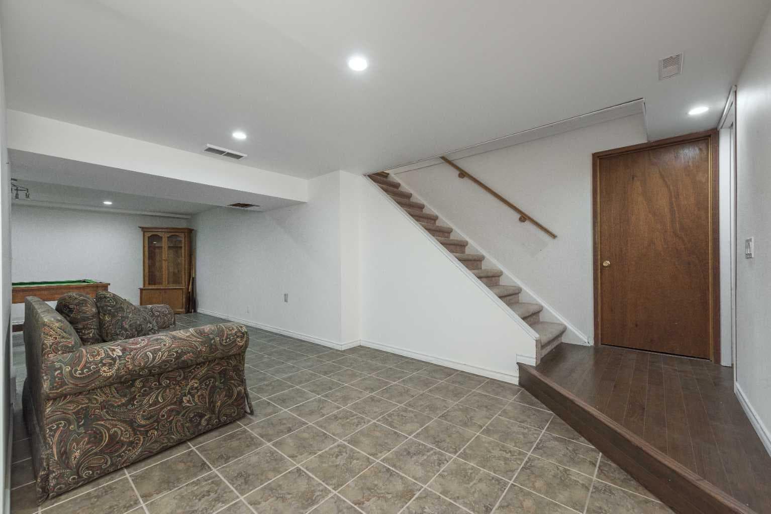 233239 Glenmore View Road 