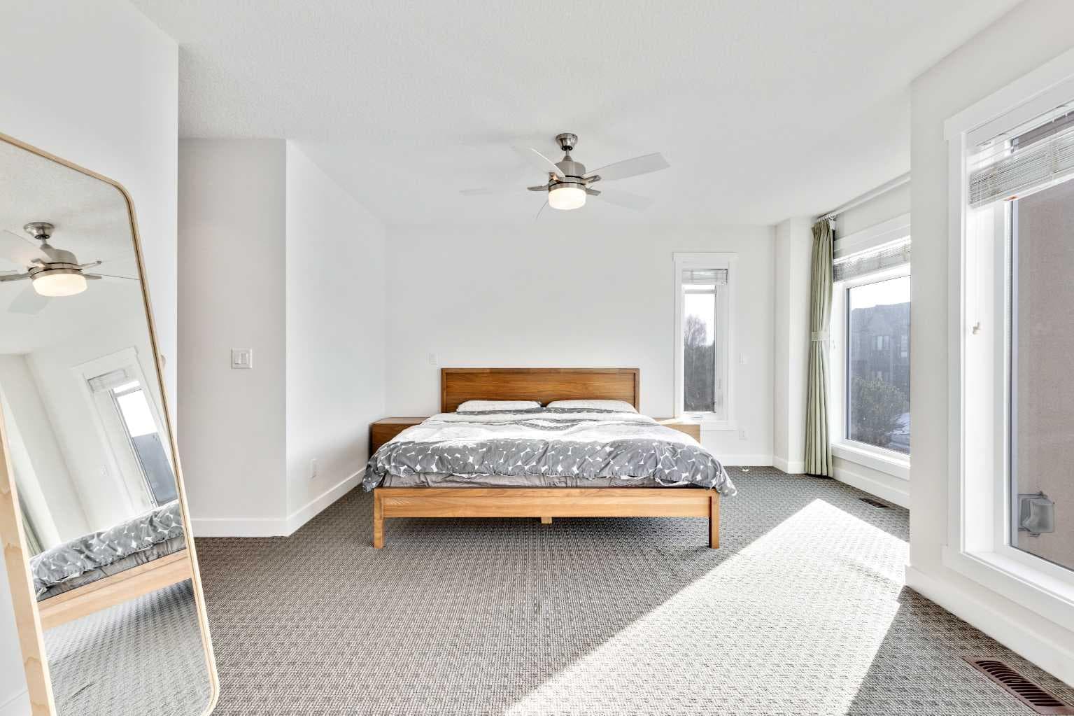 2728 Cochrane Road NW