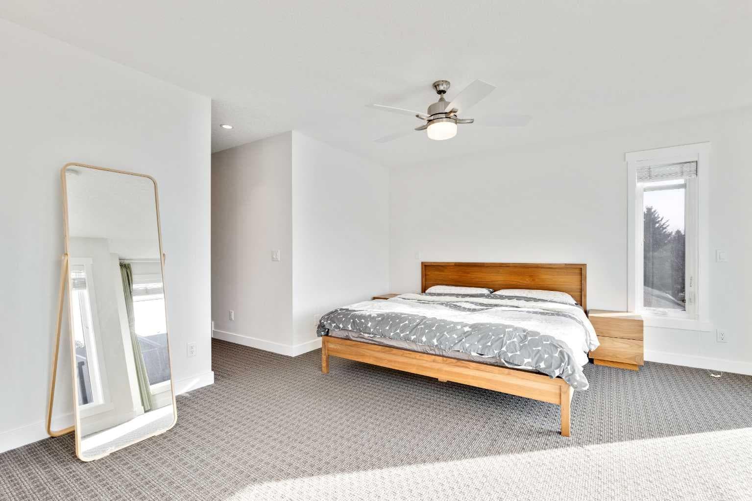 2728 Cochrane Road NW