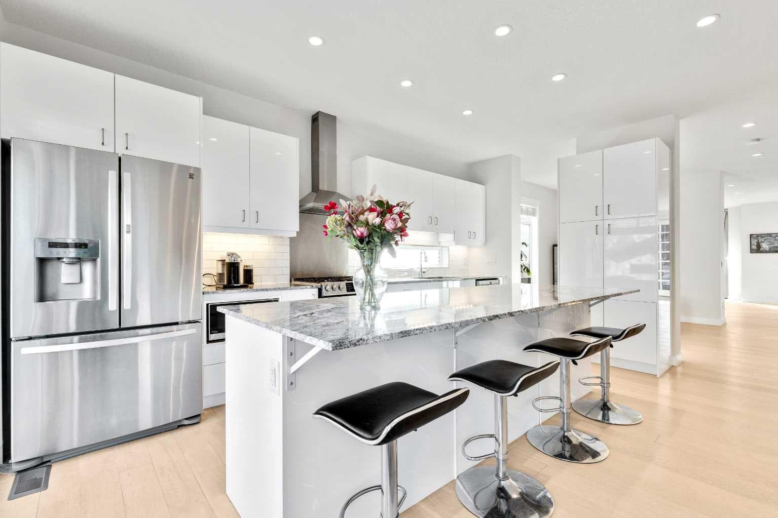 2728 Cochrane Road NW