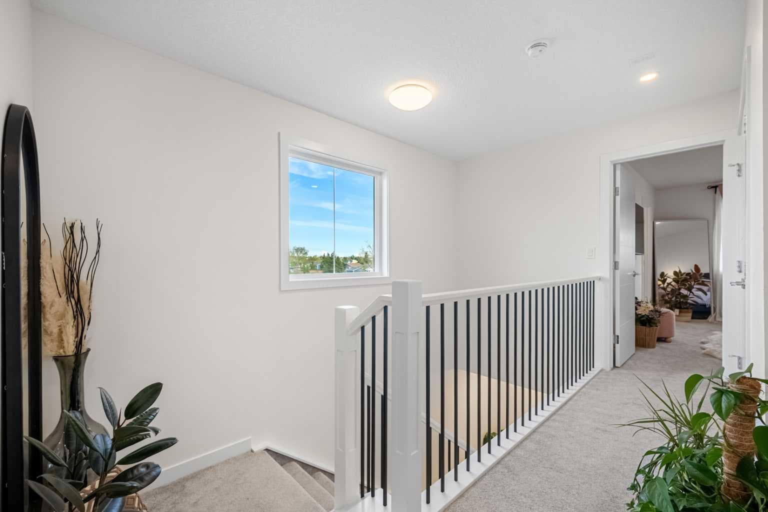 262 Midgrove Mews SW
