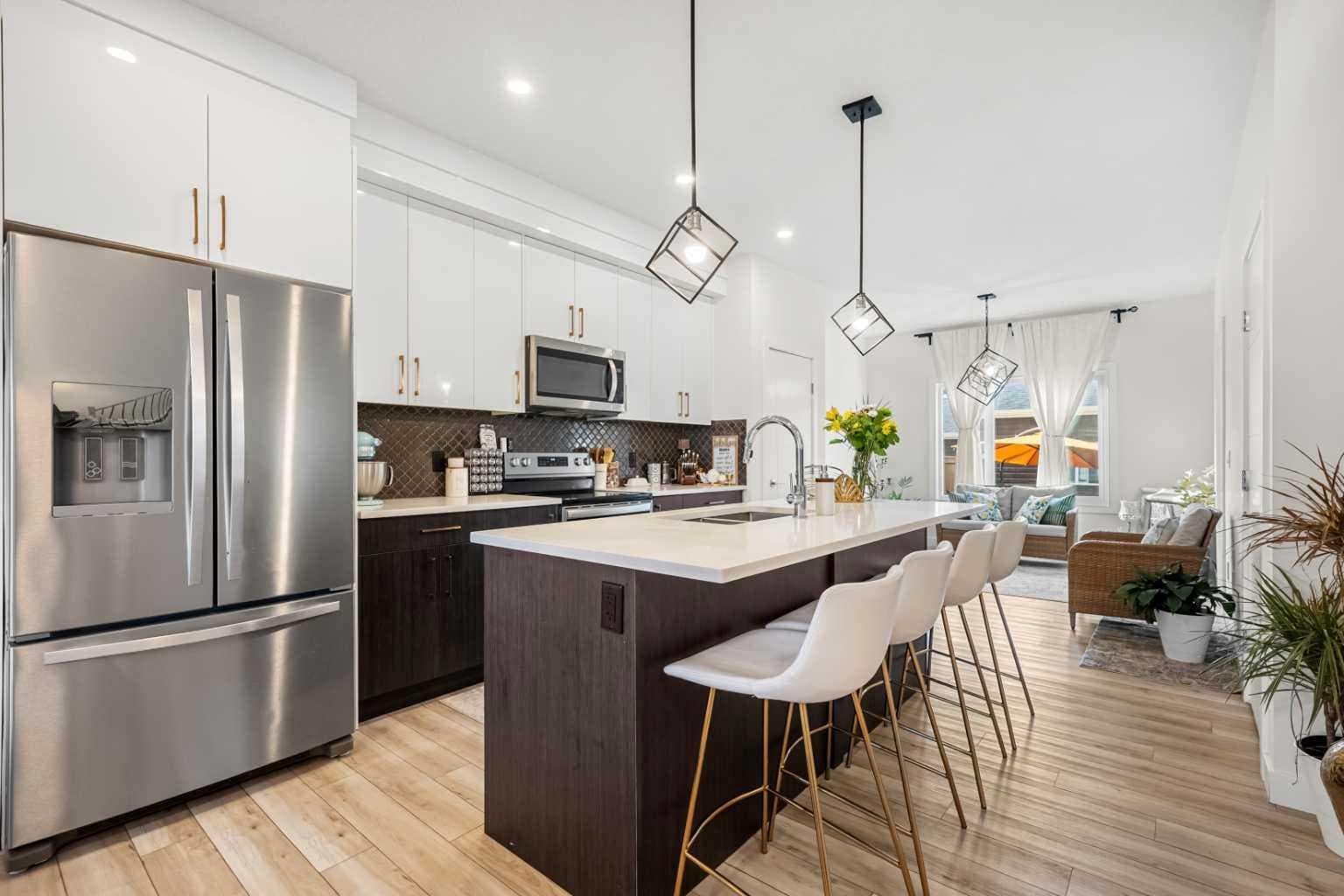 262 Midgrove Mews SW