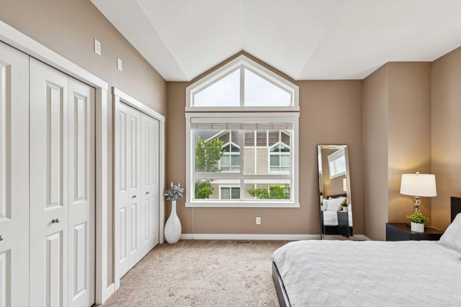 26 Skyview Ranch Gardens NE