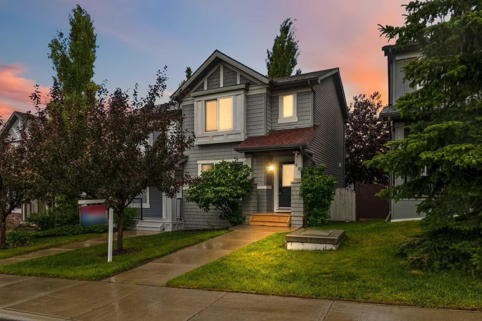 98 Panatella Hill NW
