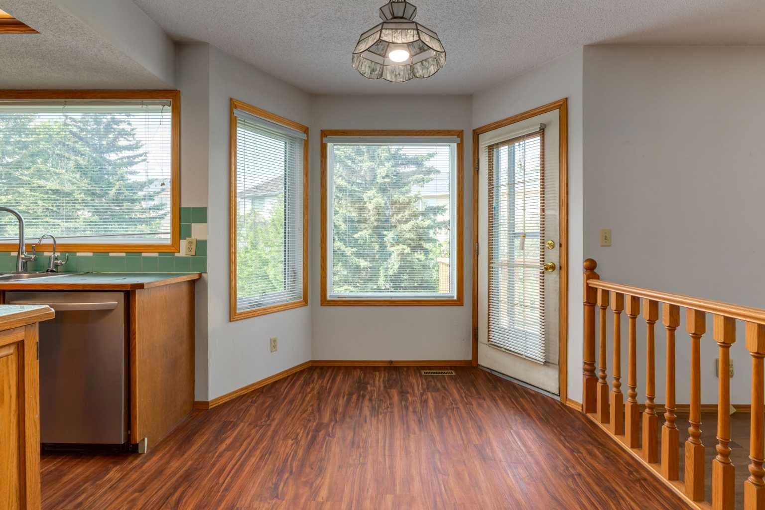 183 Edgevalley Circle NW