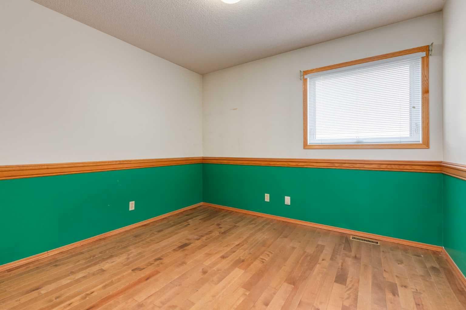 183 Edgevalley Circle NW