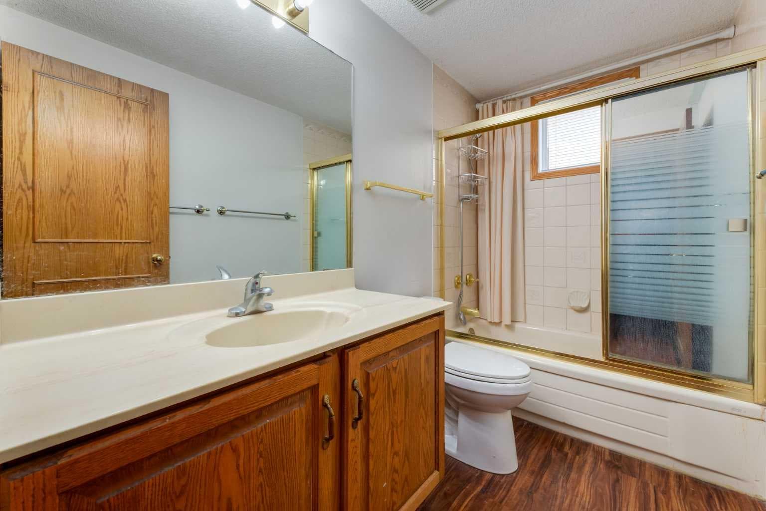 183 Edgevalley Circle NW
