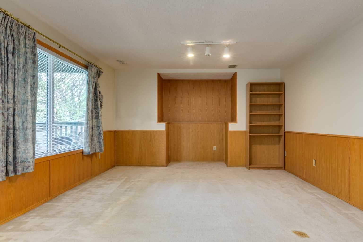 183 Edgevalley Circle NW