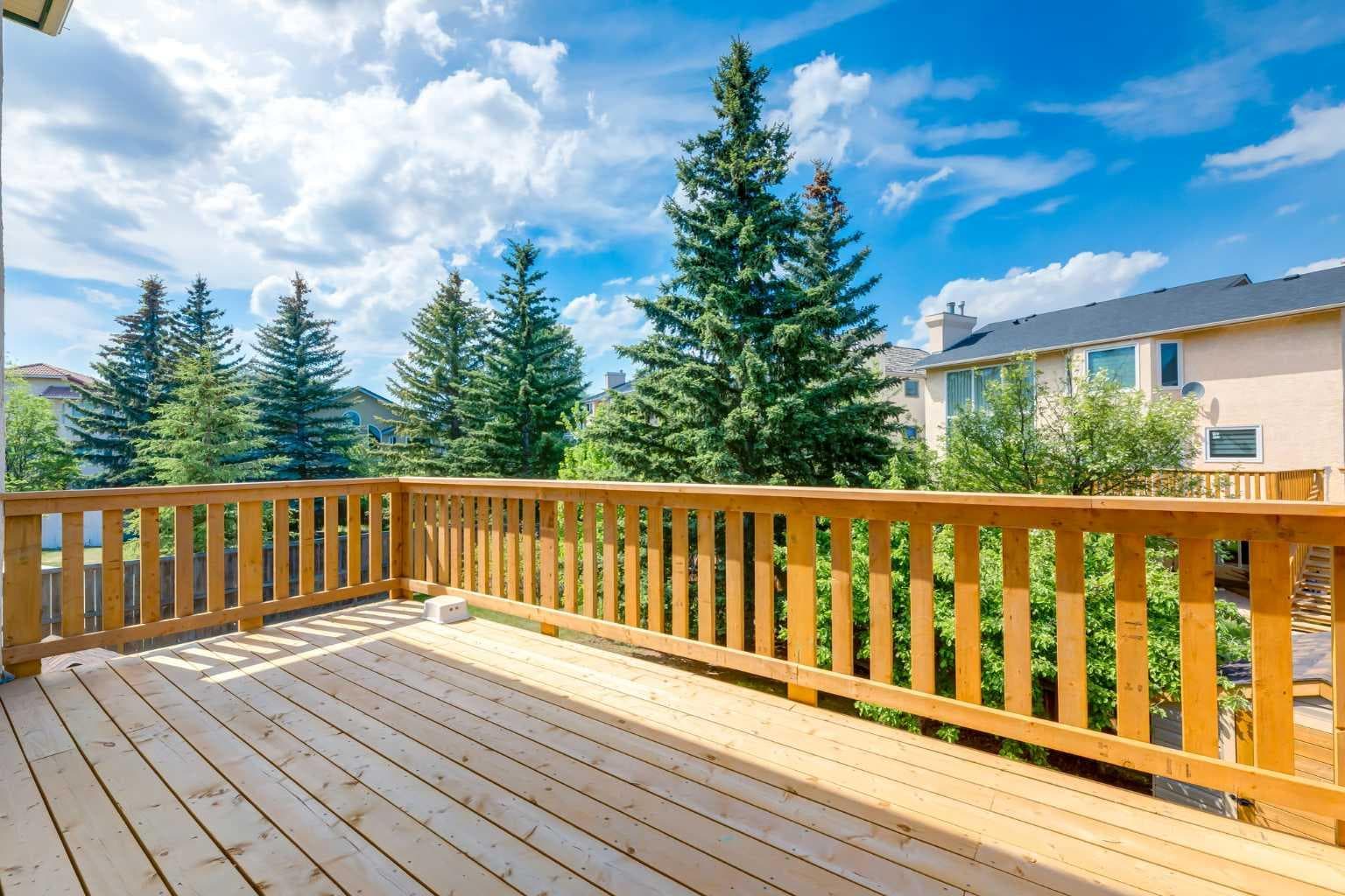 183 Edgevalley Circle NW