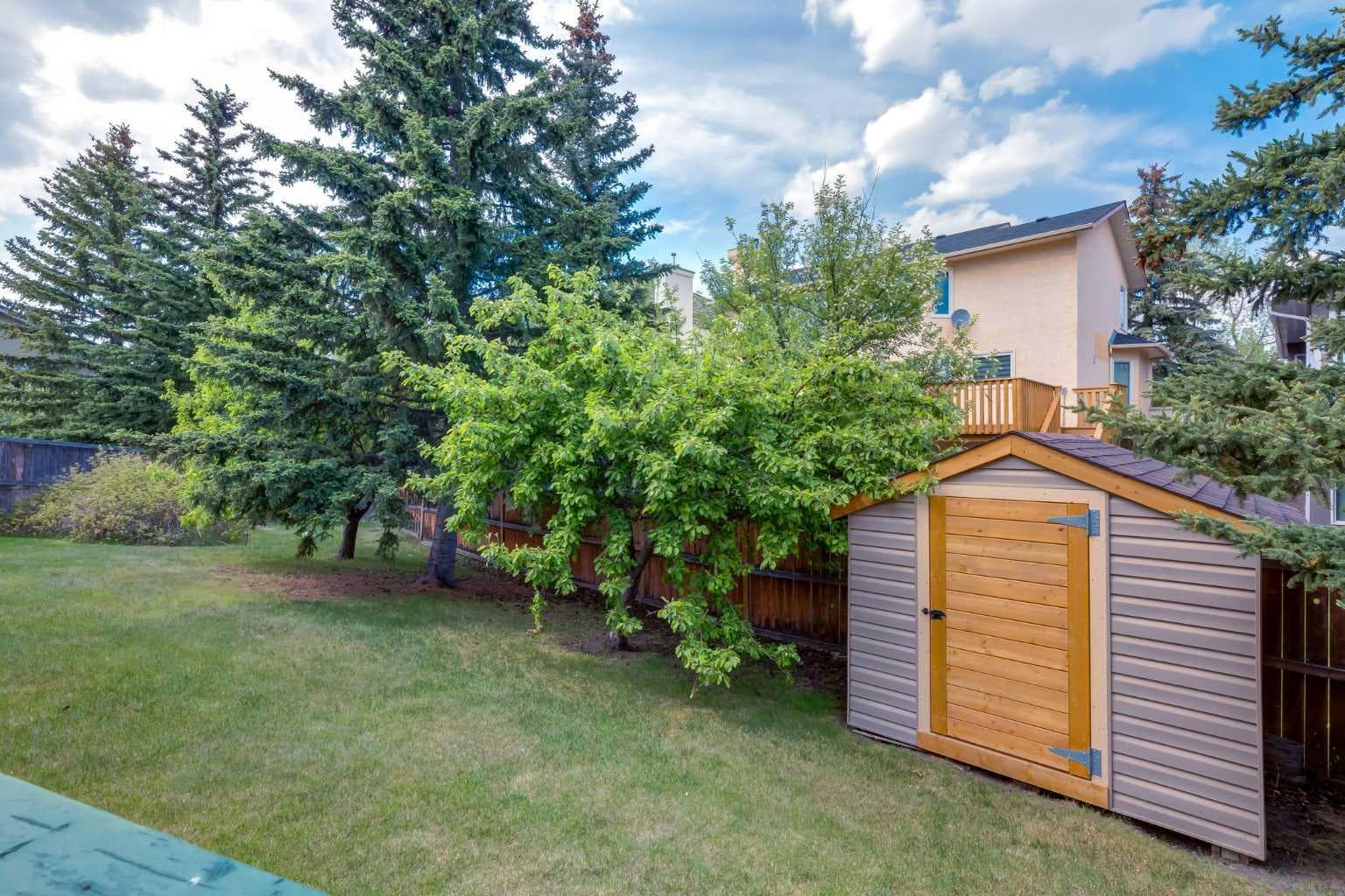 183 Edgevalley Circle NW