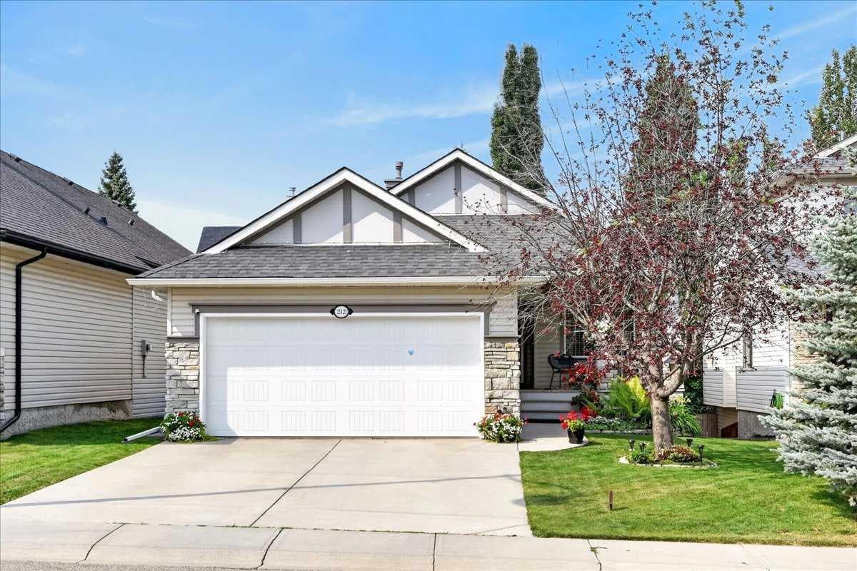 212 Cresthaven Place SW