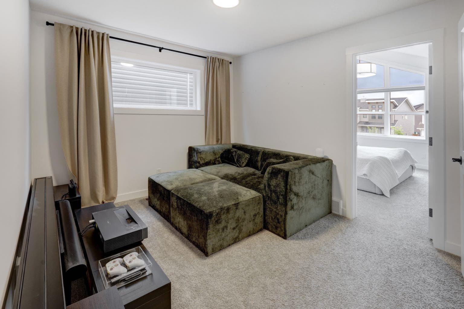 174 Rowley Gate NW