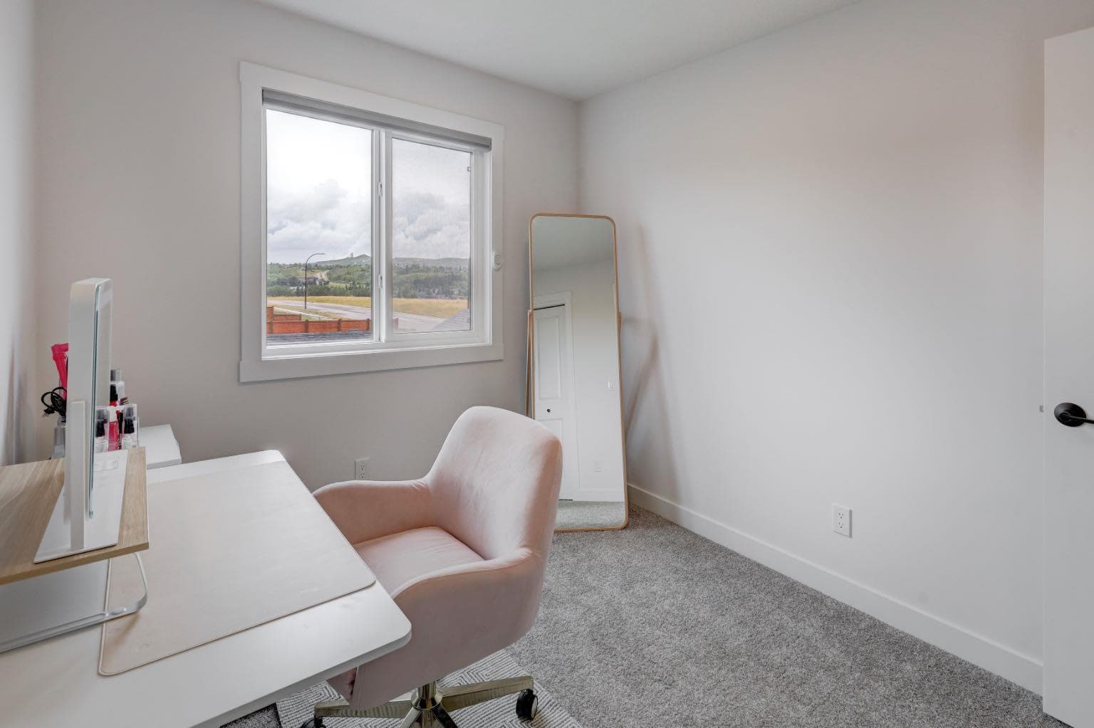 174 Rowley Gate NW