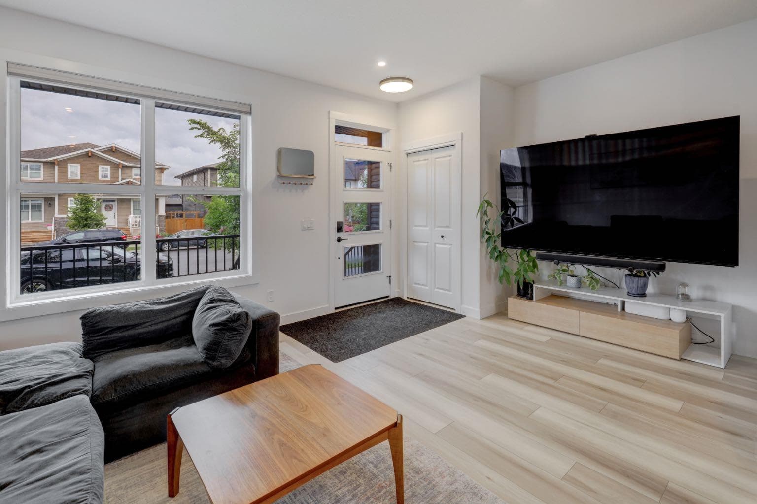 174 Rowley Gate NW
