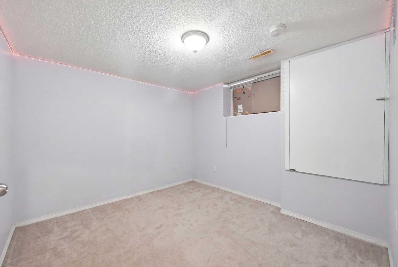 33 Saddlecrest Close NE