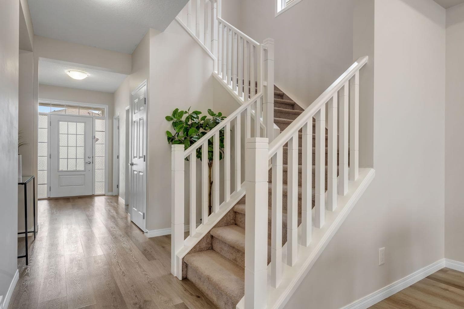 121 Osborne Common SW