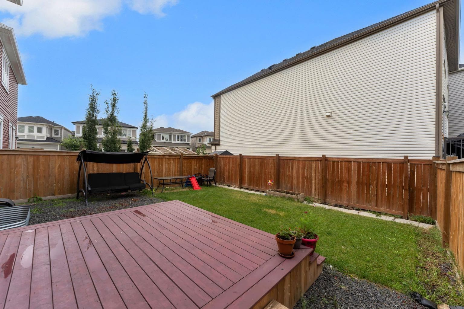 121 Osborne Common SW