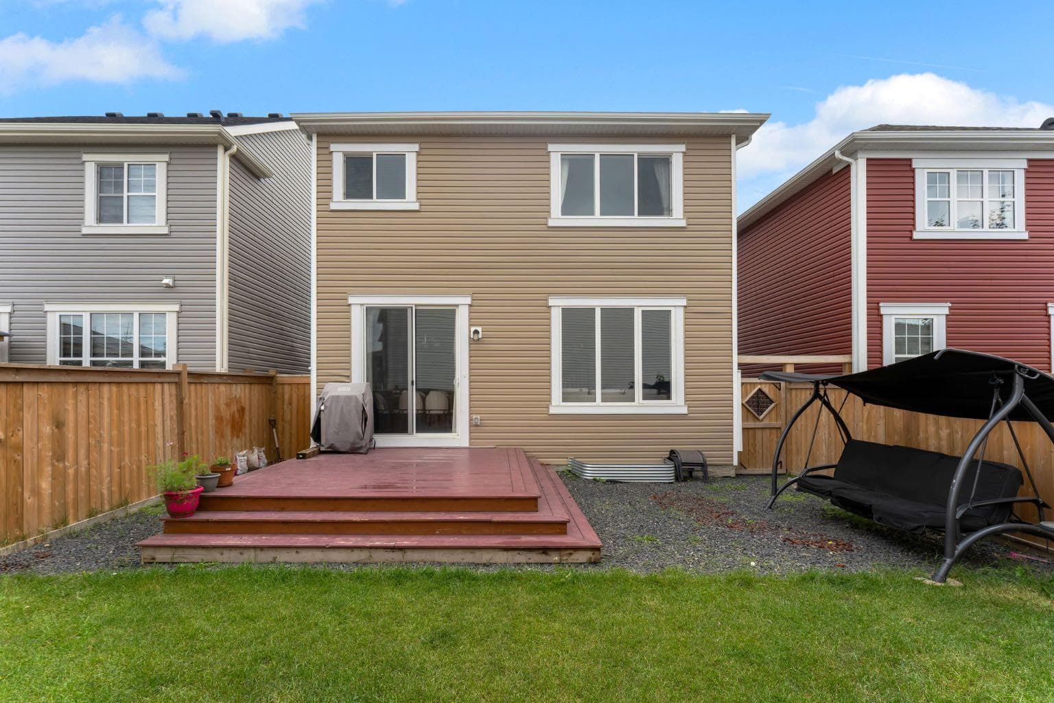 121 Osborne Common SW